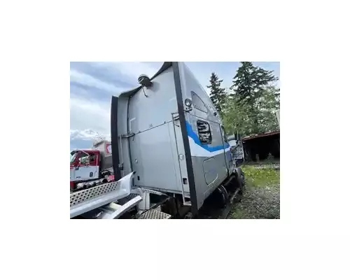 PACCAR MX13 Cab