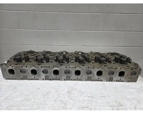 PACCAR MX13 Cylinder Head