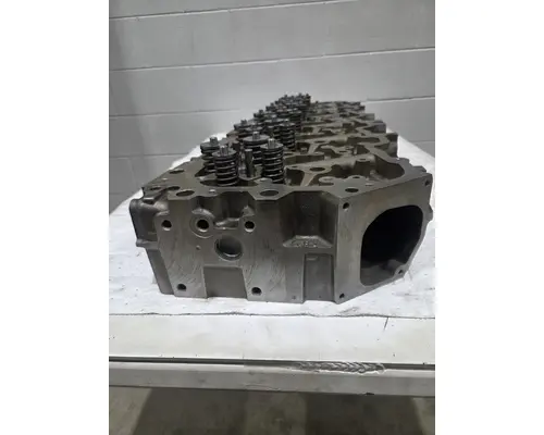PACCAR MX13 Cylinder Head