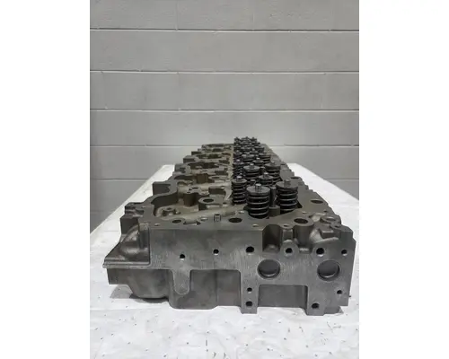 PACCAR MX13 Cylinder Head