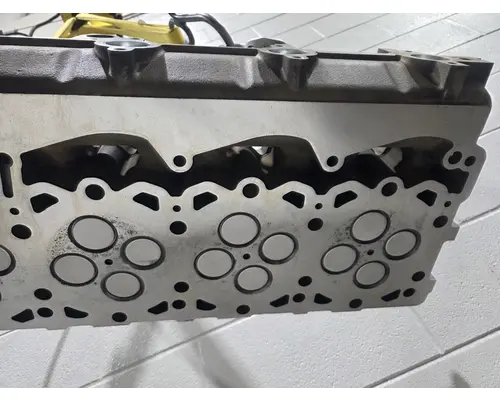 PACCAR MX13 Cylinder Head