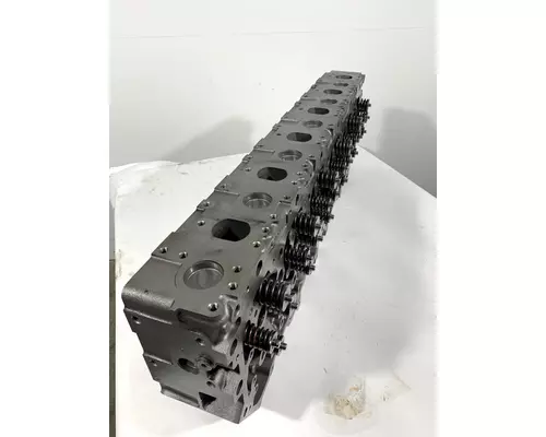 PACCAR MX13 Cylinder Head