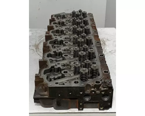 PACCAR MX13 Cylinder Head