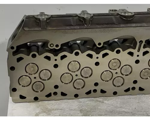 PACCAR MX13 Cylinder Head