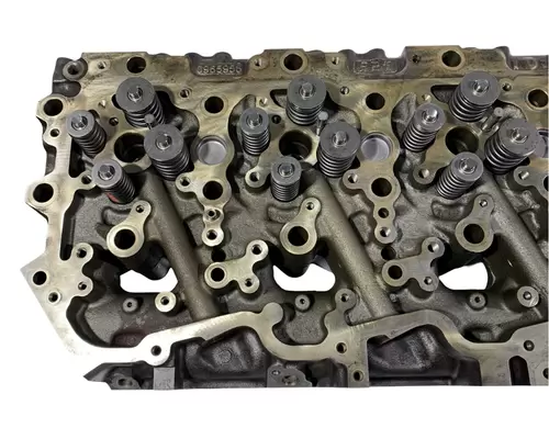 PACCAR MX13 Cylinder Head