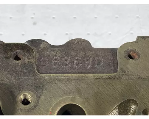 PACCAR MX13 Cylinder Head