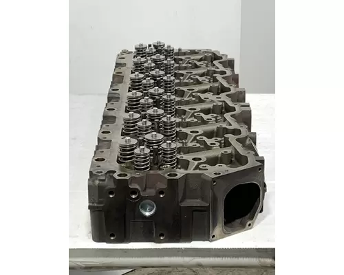 PACCAR MX13 Cylinder Head