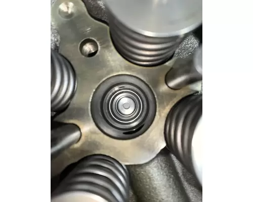 PACCAR MX13 Cylinder Head