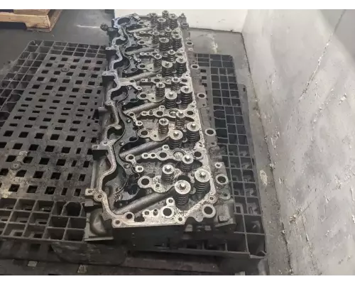 PACCAR MX13 Cylinder Head