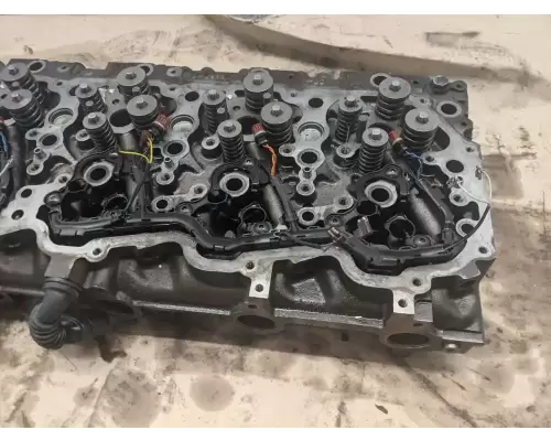 PACCAR MX13 Cylinder Head