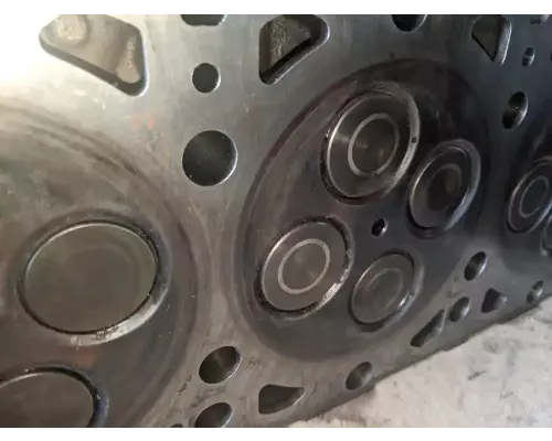 PACCAR MX13 Cylinder Head