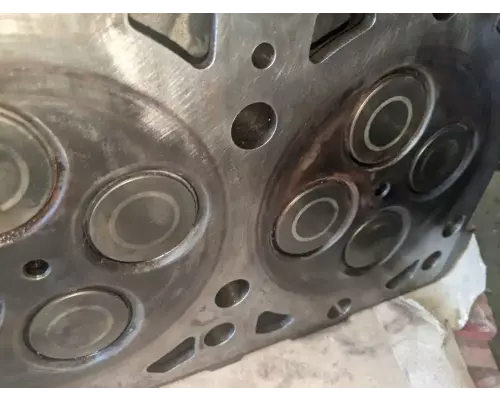 PACCAR MX13 Cylinder Head