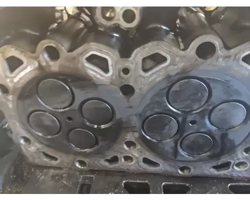 PACCAR MX13 Cylinder Head