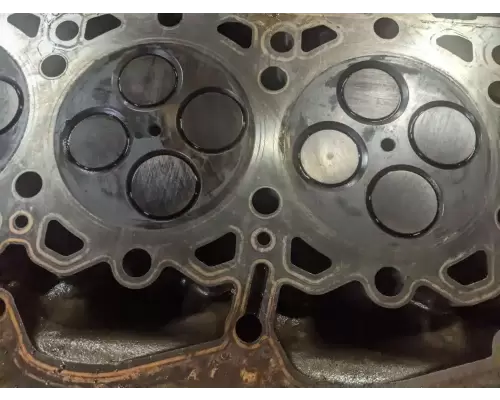 PACCAR MX13 Cylinder Head