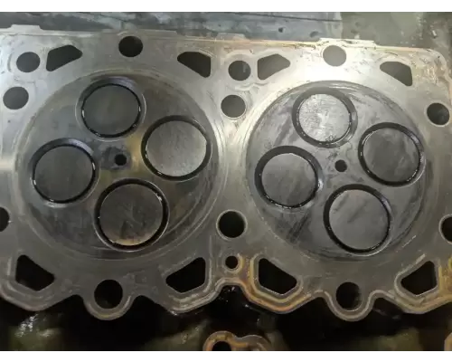 PACCAR MX13 Cylinder Head