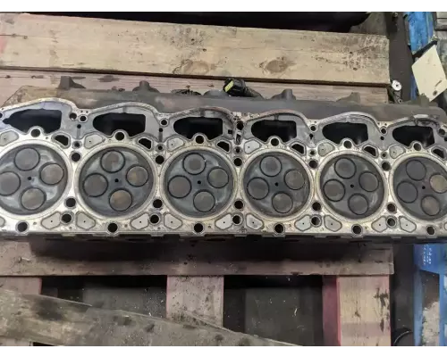 PACCAR MX13 Cylinder Head