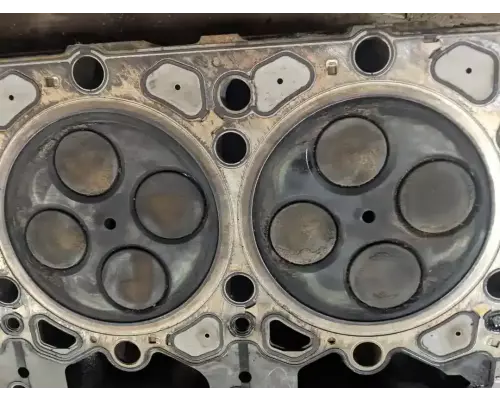 PACCAR MX13 Cylinder Head