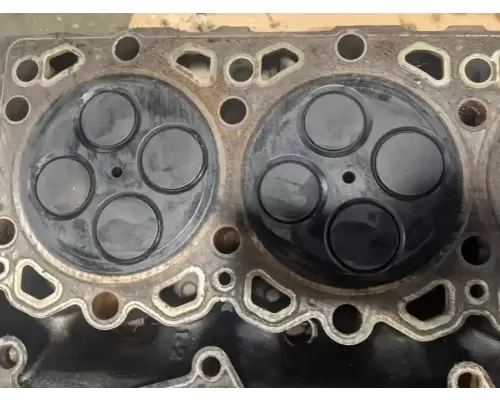 PACCAR MX13 Cylinder Head