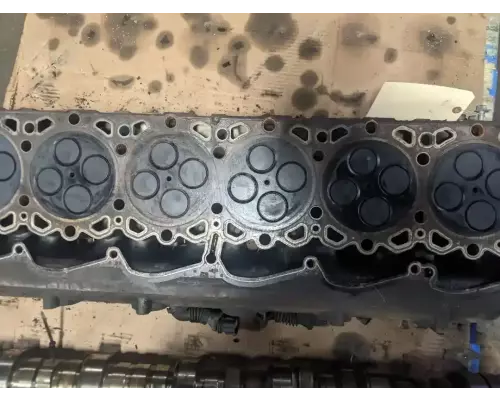 PACCAR MX13 Cylinder Head