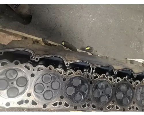 PACCAR MX13 Cylinder Head