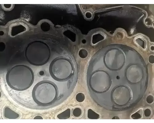 PACCAR MX13 Cylinder Head