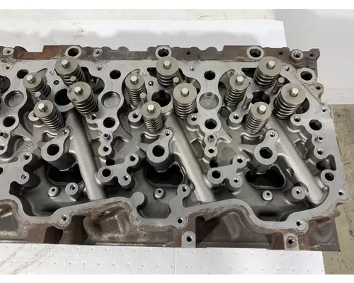 PACCAR MX13 Engine Cylinder Head