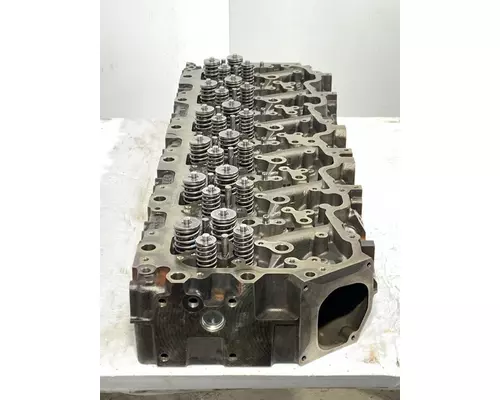 PACCAR MX13 Engine Cylinder Head