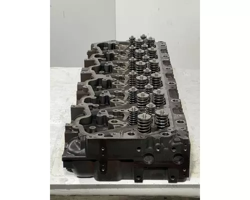 PACCAR MX13 Engine Cylinder Head