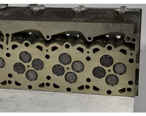 PACCAR MX13 Engine Cylinder Head