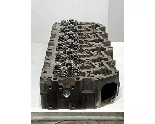 PACCAR MX13 Engine Cylinder Head