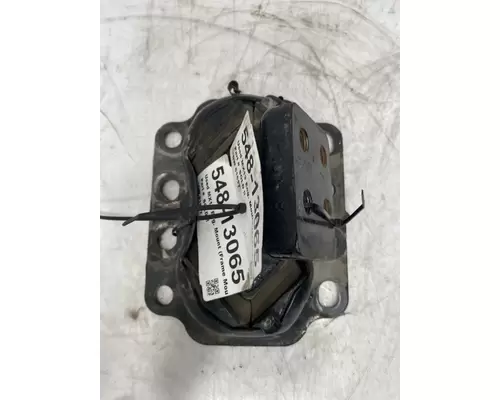 PACCAR MX13 Engine Mount