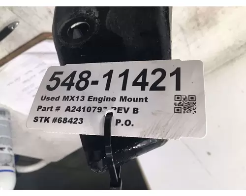PACCAR MX13 Engine Mounts