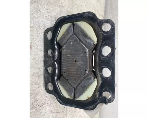 PACCAR MX13 Engine Mounts
