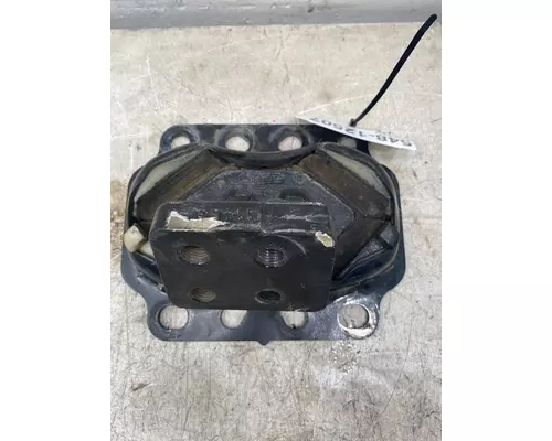 PACCAR MX13 Engine Mounts