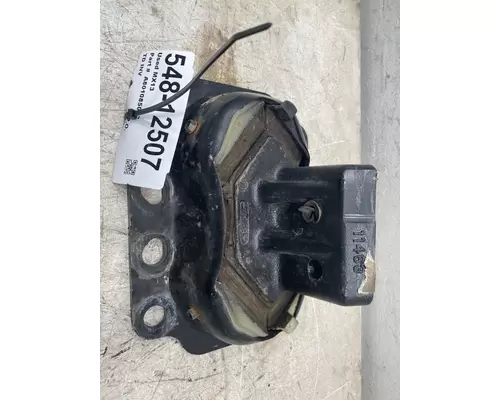 PACCAR MX13 Engine Mounts