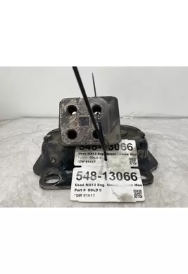 PACCAR MX13 Engine Mounts