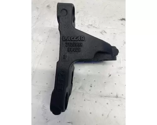 PACCAR MX13 Engine Mounts