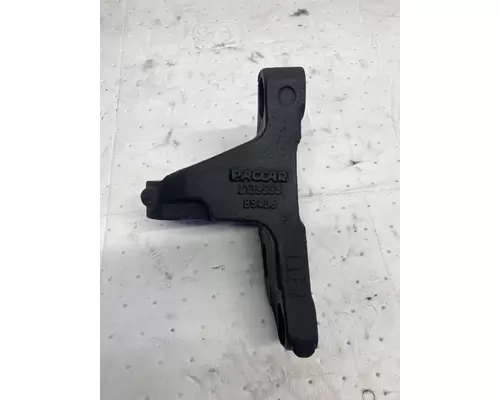 PACCAR MX13 Engine Mounts