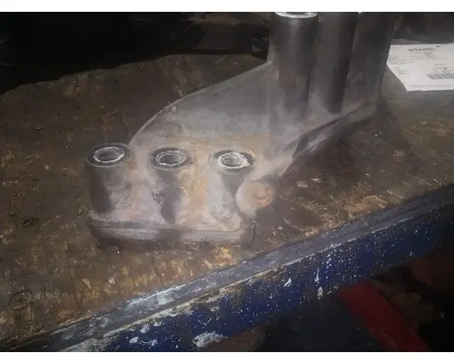 PACCAR MX13 Engine Mounts