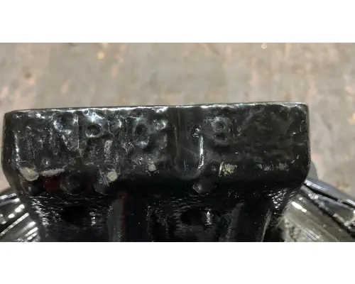 PACCAR MX13 Engine Mounts