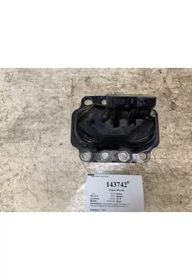 PACCAR MX13 Engine Mounts