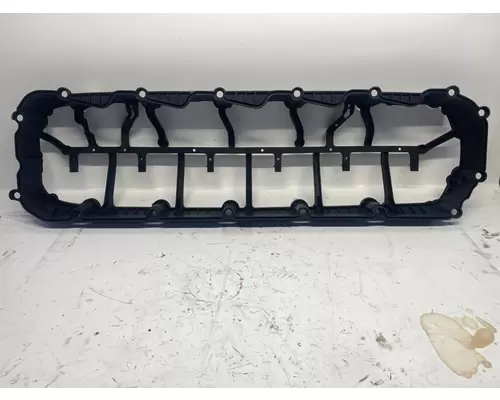 PACCAR MX13 Valve Cover