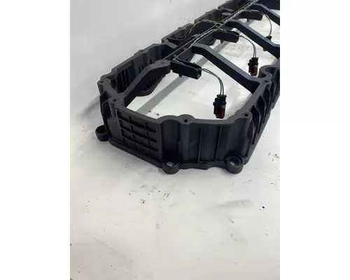 PACCAR MX13 Valve Cover