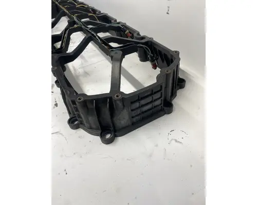 PACCAR MX13 Valve Cover