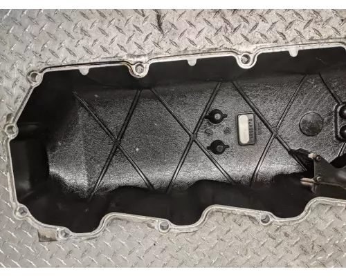 PACCAR MX13 Valve Cover