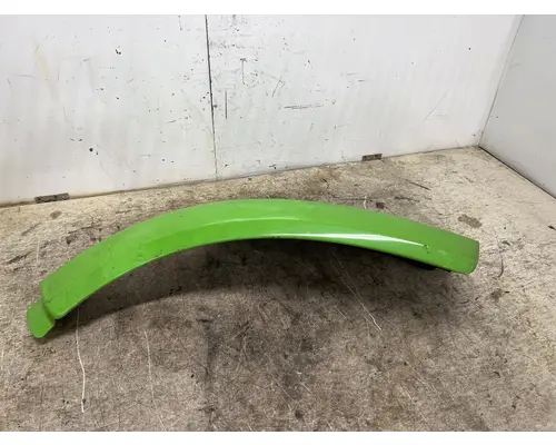 PACCAR N35-1069-002 Fender Extension
