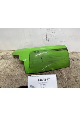 PACCAR N35-1070R Fender Extension