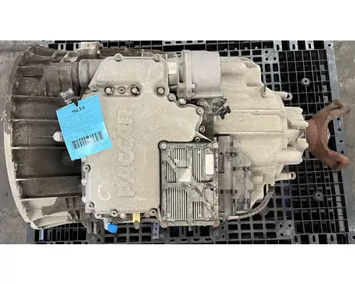 PACCAR P0-18F112C Transmission Assembly