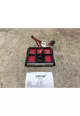 PACCAR P27-1129-003 Fuse Box