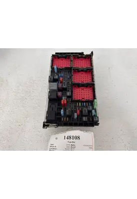PACCAR P27-1147-0200 Fuse Box